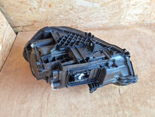Laden Sie das Bild in den Galerie-Viewer, Frontscheinwerfer Mercedes-Benz Cla A1189068400 LED Rechts Headlight SCH2848846767yl