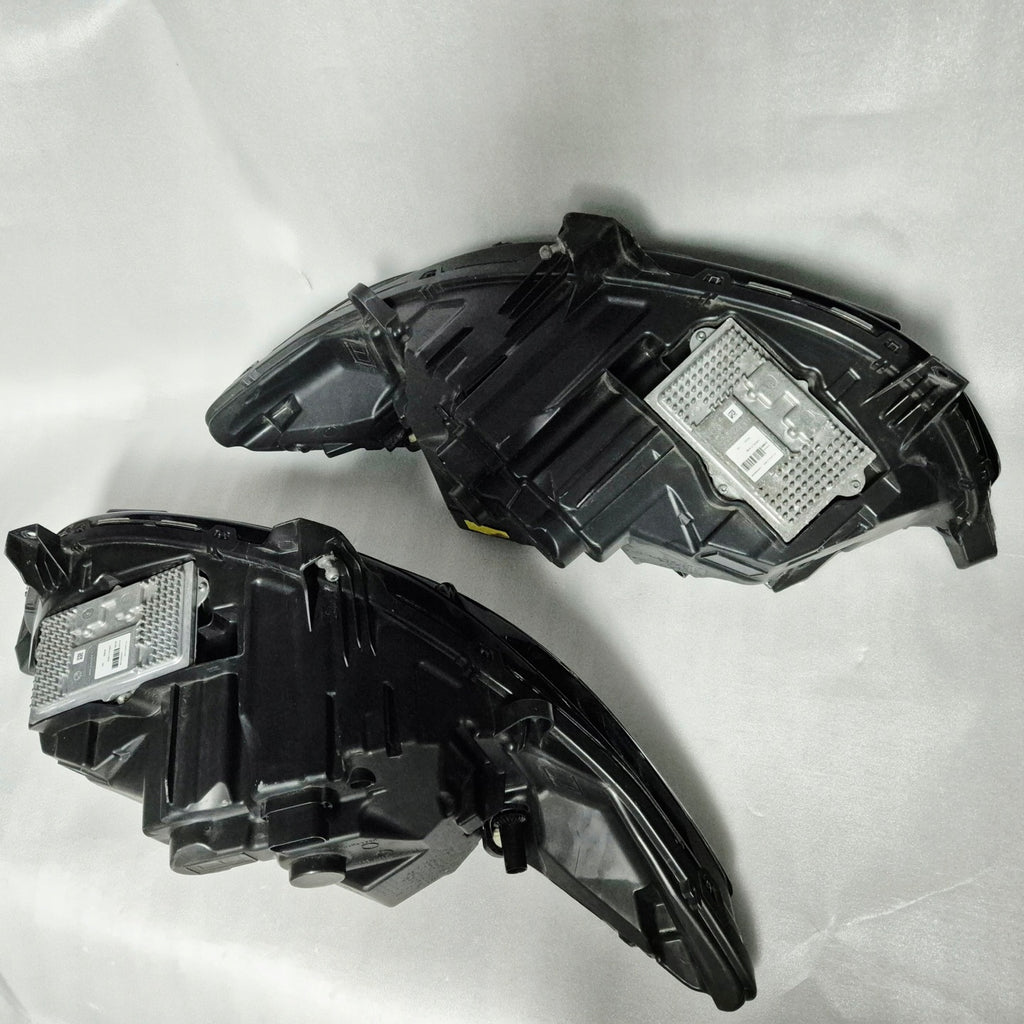 Frontscheinwerfer Ford Mondeo ES73-13D155-AH ES73-13D154-AE Ein Satz Headlight SCH2351675279hg