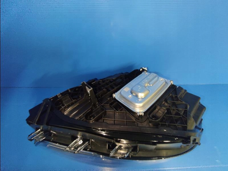 Frontscheinwerfer Mercedes-Benz W247 A2479063604 LED Rechts Headlight SCH3637989407iq