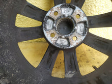 Laden Sie das Bild in den Galerie-Viewer, 1x Alufelge 15 Zoll 5.5&quot; 4x100 41ET 1ST601025H Skoda Citigo Rim Wheel