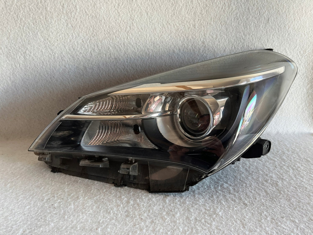 Frontscheinwerfer Toyota Yaris LED Links Scheinwerfer Headlight