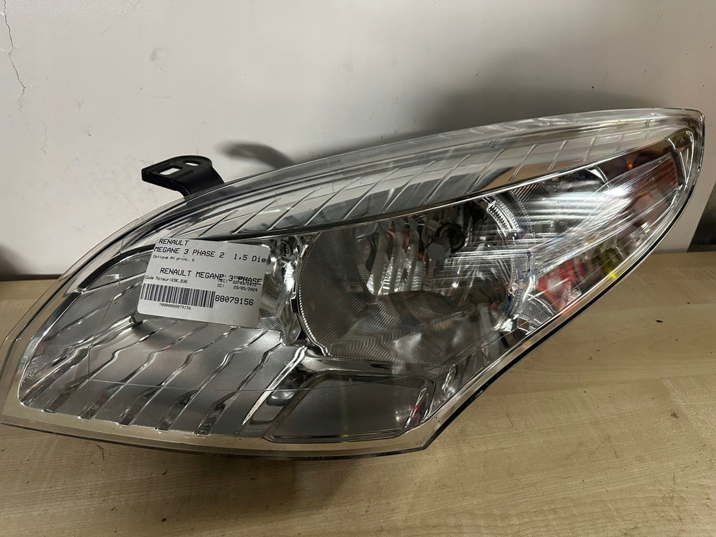 Frontscheinwerfer Renault Megane III Links Scheinwerfer Headlight SCH6741817527wl
