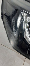 Laden Sie das Bild in den Galerie-Viewer, Frontscheinwerfer Peugeot 208 Rechts Scheinwerfer Headlight SCH7360570267wo