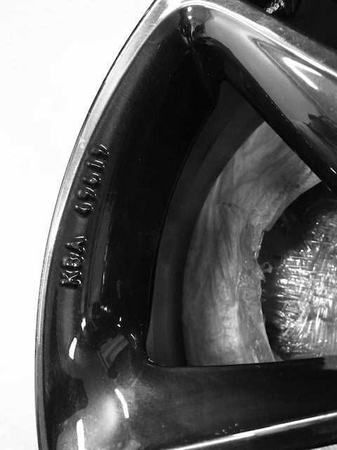 1x Alufelge 19 Zoll 7.0" 5x114.3 40ET Glanz Schwarz KE409-4C400 Nissan Xtrail