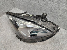 Laden Sie das Bild in den Galerie-Viewer, Frontscheinwerfer Mercedes-Benz W206 A2069068104SCZ LED Links Headlight SCH7840303884wt