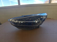 Laden Sie das Bild in den Galerie-Viewer, Frontscheinwerfer Hyundai I30 III 92101-G4600 LED Links Scheinwerfer Headlight