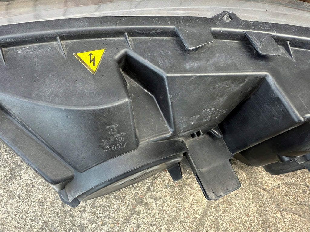 Frontscheinwerfer Citroën Ds4 9687895980 9687896280 Xenon Ein Satz Headlight SCH4802366145hc