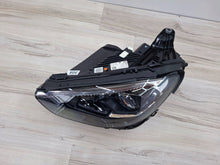 Laden Sie das Bild in den Galerie-Viewer, Frontscheinwerfer Mercedes-Benz W213 A2139061505 Links Scheinwerfer Headlight SCH1479717724ic