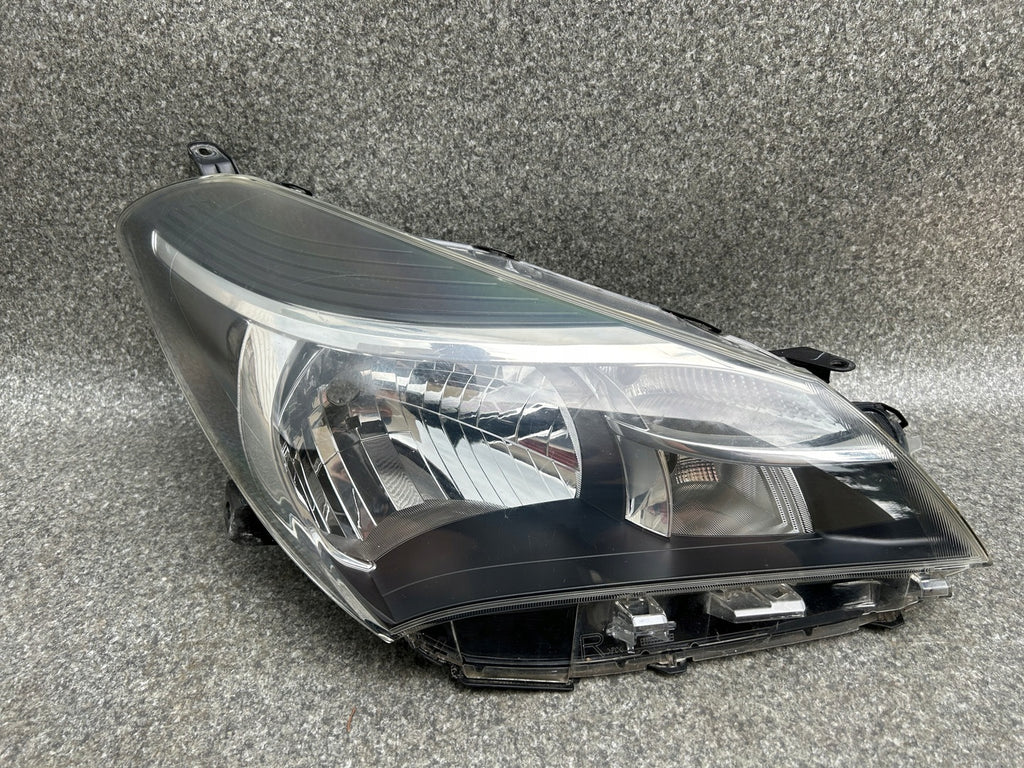 Frontscheinwerfer Toyota Yaris Rechts Scheinwerfer Headlight SCH9958764025to