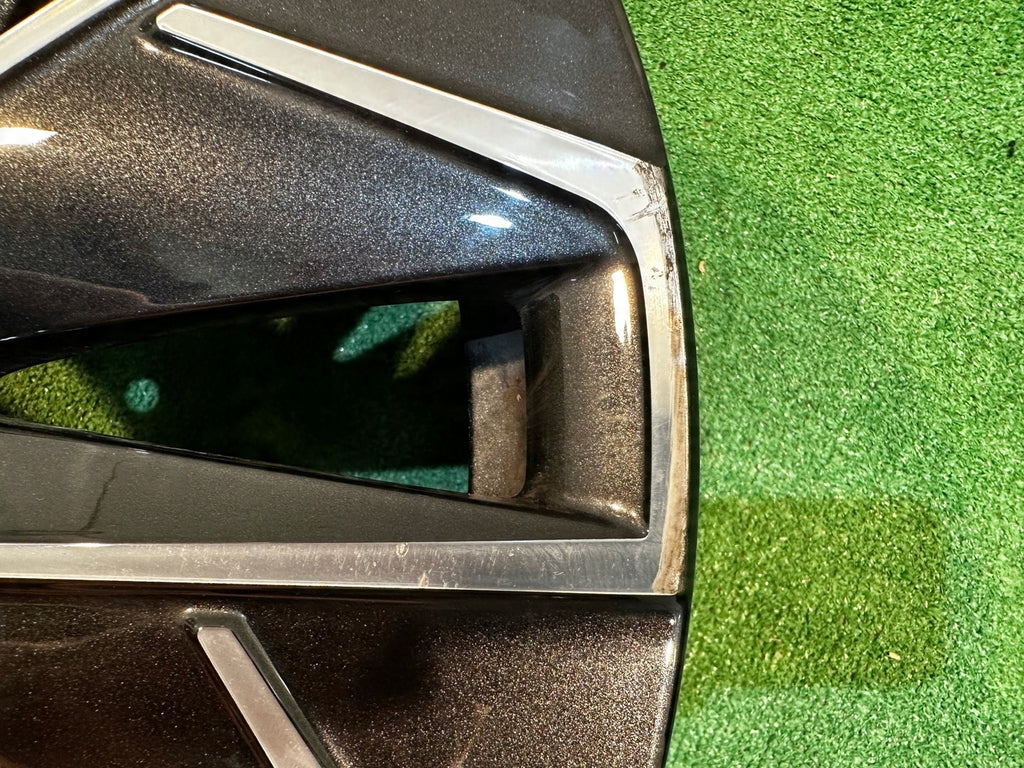 1x Alufelge 18 Zoll 8.0" 5x112 44ET 3V0601025B Skoda Superb Iii Rim Wheel