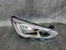 Laden Sie das Bild in den Galerie-Viewer, Frontscheinwerfer Ford Focus JX7B-13W029-AE LED Rechts Scheinwerfer Headlight