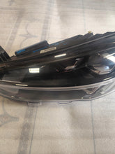 Laden Sie das Bild in den Galerie-Viewer, Frontscheinwerfer Ford Focus MX7B-13E015-ED Links Scheinwerfer Headlight