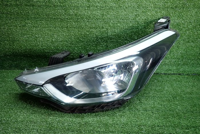 Frontscheinwerfer Hyundai I20 92101-C8000 Links Scheinwerfer Headlight SCH1277588206rd