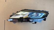 Laden Sie das Bild in den Galerie-Viewer, Frontscheinwerfer Mitsubishi L200 8301D381 Full LED Links Scheinwerfer Headlight