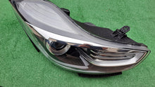 Laden Sie das Bild in den Galerie-Viewer, Frontscheinwerfer Hyundai Ix20 Rechts Scheinwerfer Headlight