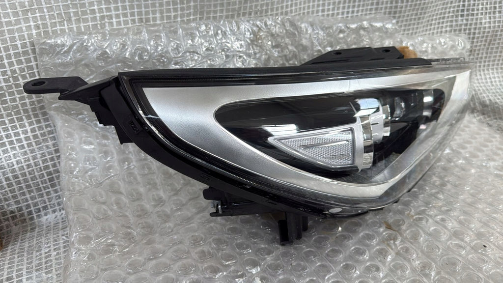Frontscheinwerfer Hyundai I30 LED Rechts Scheinwerfer Headlight SCH4022046423xc