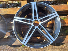 Laden Sie das Bild in den Galerie-Viewer, 1x Alufelge 18 Zoll 7.5" 5x112 A1774010700 Mercedes-Benz Rim Wheel FEL6475430431jy