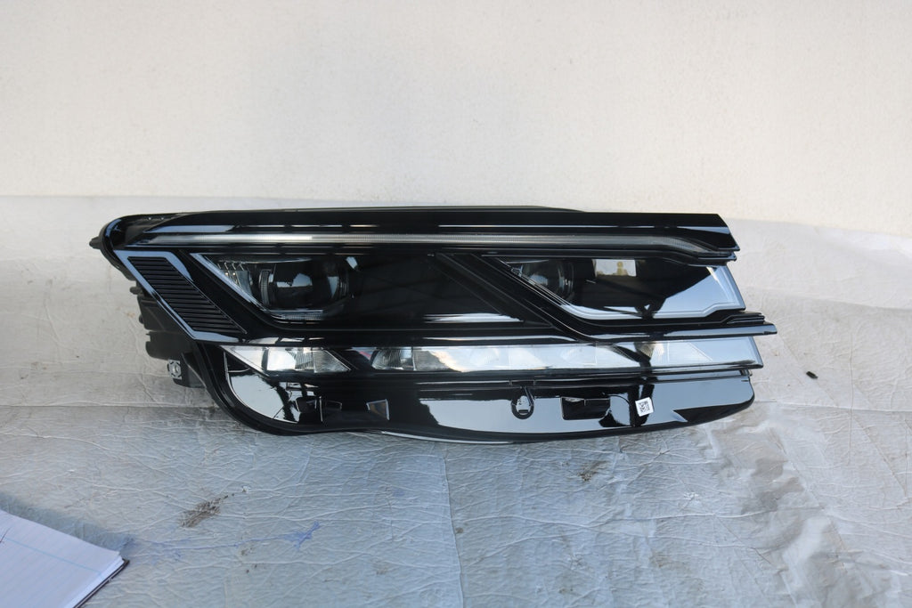 Frontscheinwerfer VW Touareg 761941082A Rechts Scheinwerfer Headlight SCH1221379696ny