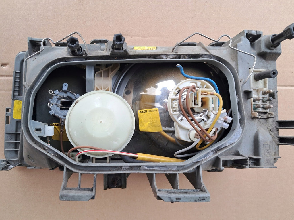 Frontscheinwerfer Mercedes-Benz 190 W201 A2018207661 Rechts Headlight SCH7496338224yv
