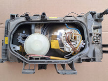 Laden Sie das Bild in den Galerie-Viewer, Frontscheinwerfer Mercedes-Benz 190 W201 A2018207661 Rechts Headlight SCH7496338224yv