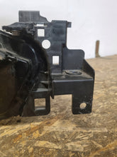 Laden Sie das Bild in den Galerie-Viewer, Frontscheinwerfer Mazda VI LED Rechts Scheinwerfer Headlight