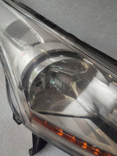 Load image into Gallery viewer, Frontscheinwerfer Ford Connect DT11-13W029AC Halogen Rechts Headlight