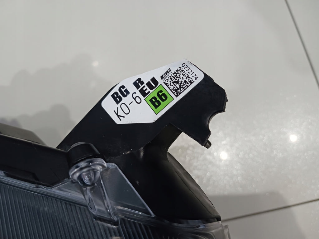 Frontscheinwerfer Toyota 4 Yaris 81130-K0060 LED Rechts Scheinwerfer Headlight SCH1240558621rm
