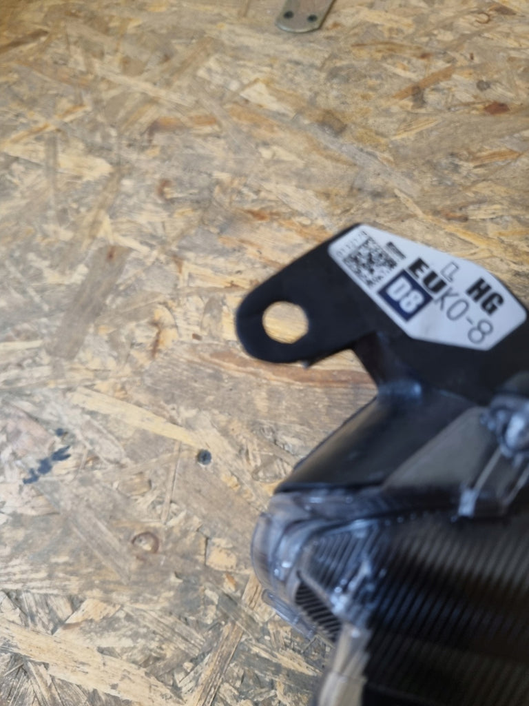 Frontscheinwerfer Toyota 4 Yaris 132178 EUK0-8 FULL LED Links Headlight