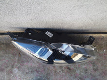 Laden Sie das Bild in den Galerie-Viewer, Frontscheinwerfer Ford Kuga III LV4B-13E016-AN Rechts Scheinwerfer Headlight SCH1193195819rt