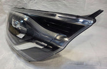 Laden Sie das Bild in den Galerie-Viewer, Frontscheinwerfer Ford Transit Custom JK21-13D153-BG--EE96A0-D3FF54 Links SCH2293830721zk