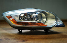 Laden Sie das Bild in den Galerie-Viewer, Frontscheinwerfer Ford Kuga 8V41-13D154-BF Xenon Rechts Scheinwerfer Headlight