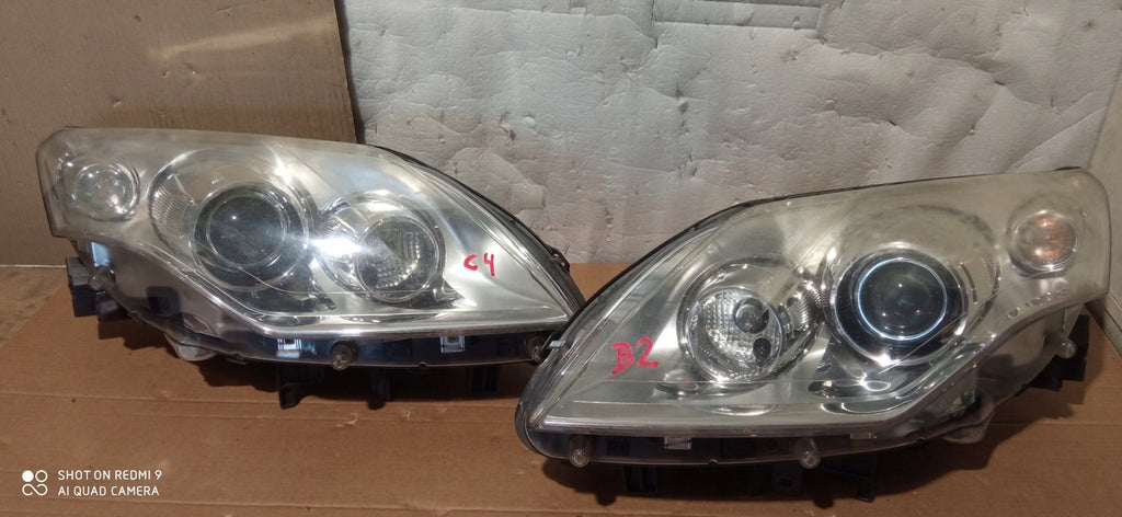 Frontscheinwerfer Renault Laguna III 260100035R Xenon Rechts Headlight