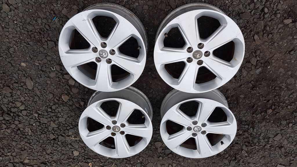 4x Alufelge 18 Zoll 7.0" 5x105 38ET GGC11025 Opel Mokka Rim Wheel FEL9007506302zq