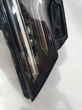 Laden Sie das Bild in den Galerie-Viewer, Frontscheinwerfer Audi A6 C8 4K0941039E 1ZX013377-01 LED Links Headlight