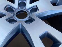 Load image into Gallery viewer, 4x Alufelge 17 Zoll 8.0" 5x120 49ET Glanz Silber 2H0601025 VW Amarok Transporter FEL1106070609xx