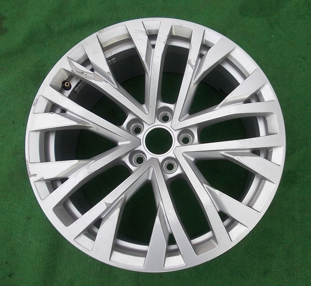 1x Alufelge 18 Zoll 8.0" 5x112 25ET Glanz Silber 760601025H VW Touareg Rim Wheel
