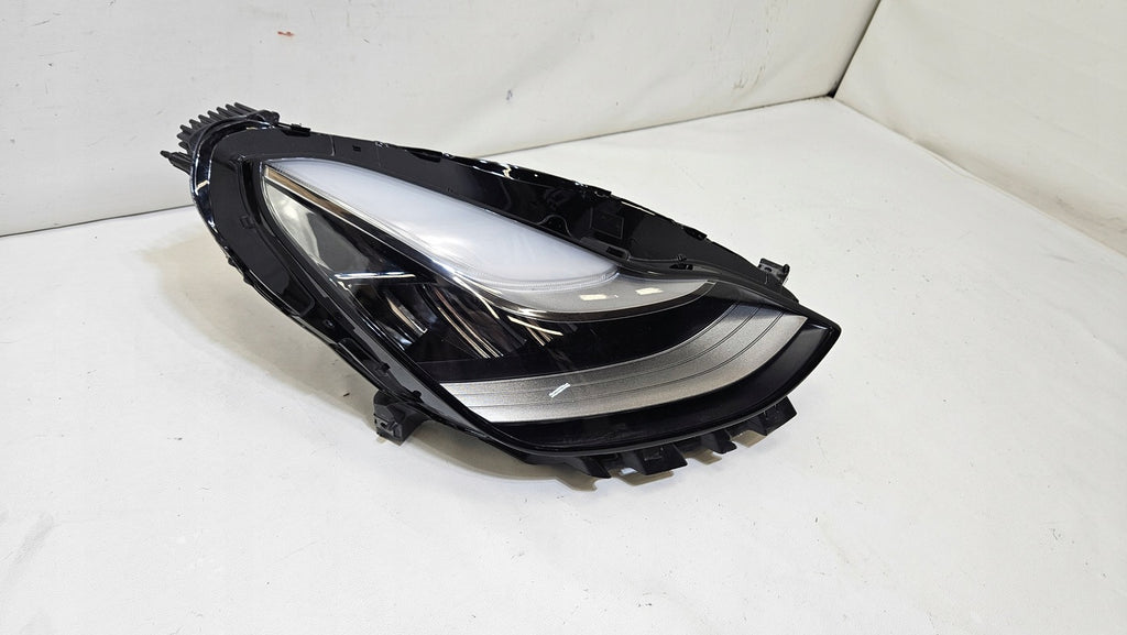 Frontscheinwerfer Tesla Model 3 1077376-00 LED Rechts Scheinwerfer Headlight
