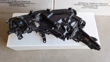 Load image into Gallery viewer, Frontscheinwerfer Toyota Corolla 81150-02T31-00 Links Scheinwerfer Headlight SCH8840971550nv