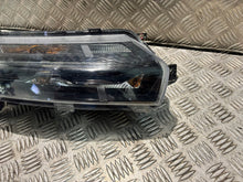 Laden Sie das Bild in den Galerie-Viewer, Frontscheinwerfer Dacia Spring 266008993R LED Rechts Scheinwerfer Headlight SCH8449040279rj