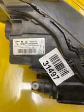 Laden Sie das Bild in den Galerie-Viewer, Frontscheinwerfer Peugeot II 208 9833036380 LED Links Scheinwerfer Headlight SCH9968366910nz