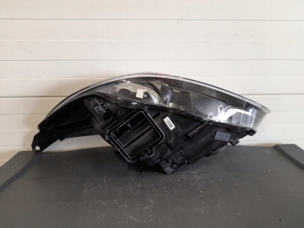 Frontscheinwerfer Ford Focus F1EB-13D154-CG Rechts Scheinwerfer Headlight