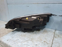 Laden Sie das Bild in den Galerie-Viewer, Frontscheinwerfer Ford Kuga LV4B-13E015-FC LV4B-13E014-FB Rechts oder Links SCH3469123745eg