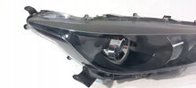 Load image into Gallery viewer, Frontscheinwerfer Toyota Yaris Rechts Scheinwerfer Headlight