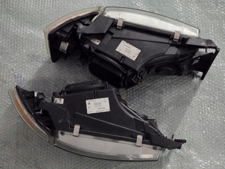 Frontscheinwerfer 2241828 Ein Satz Scheinwerfer Headlight SCH8616935411bb