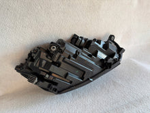 Laden Sie das Bild in den Galerie-Viewer, Frontscheinwerfer Skoda Octavia IV 5E4941015 Full LED Links Headlight SCH7684274937bx