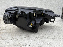 Load image into Gallery viewer, Frontscheinwerfer VW Id.4 11B941035M Ein Stück (Rechts oder Links) Headlight SCH3402549680yo