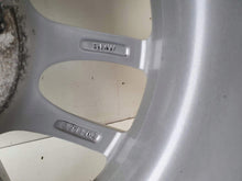 Laden Sie das Bild in den Galerie-Viewer, 1x Alufelge 16 Zoll 7.0" 5x120 40ET Glanz Silber 6796202 BMW 1 F21 F20 Rim Wheel FEL1937749606vc