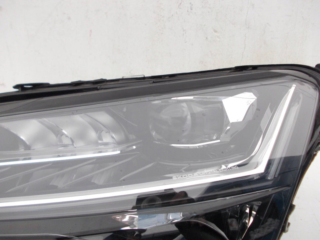 Frontscheinwerfer Skoda Superb III 3V1941015E LED Links Scheinwerfer Headlight SCH2843836944on
