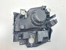 Laden Sie das Bild in den Galerie-Viewer, Frontscheinwerfer VW Transporter Caravelle 7D1941010H Rechts Headlight SCH4314270989vh