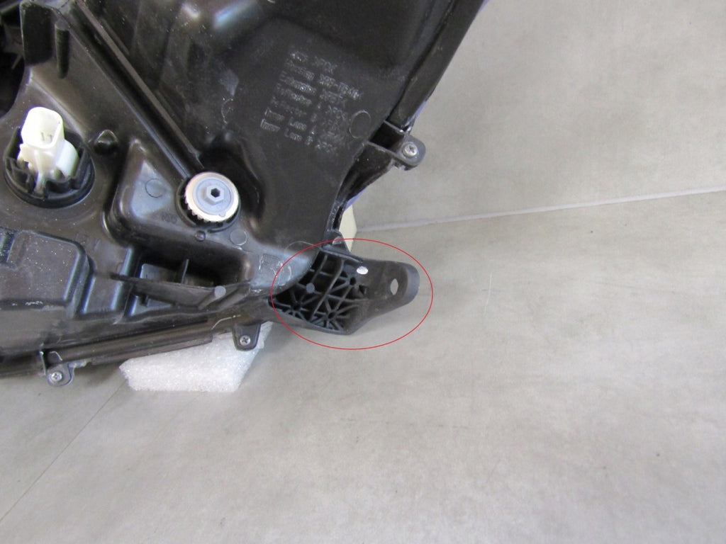 Frontscheinwerfer Mazda IV 4 Yaris K0-8EU LED Rechts Scheinwerfer Headlight